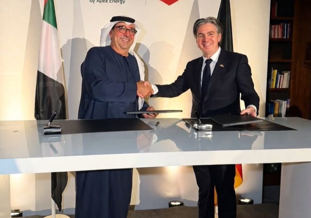 Enercap by Apex Energy and New Loaded Energy representatives sign a 100 MWh strategic partnership at the UAE–Germany Business Forum in Munich.